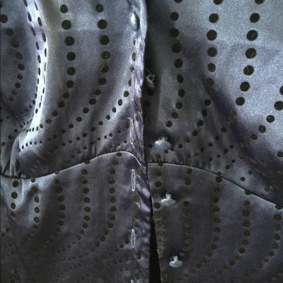 Lane Bryant 14/16 Blouse with Black Dot Pattern - Picture 2 of 6